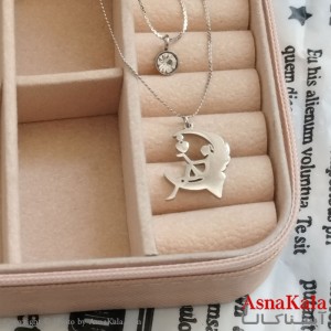 گردنبند دولاین فرشته در ماه