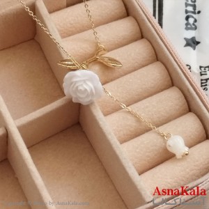 گردنبند گل رز طلایی دخترانه استیل