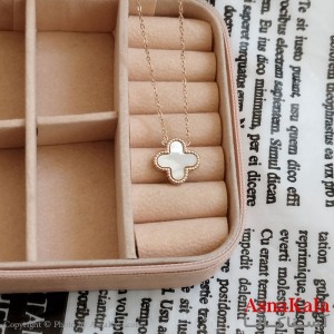 گردنبند ونکلیف سفید