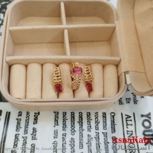 نیم ست زنانه ژوپینگ شامل گوشواره و انگشتر رنگ طلایی کد NIM141087W