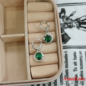 گوشواره نگین سبز