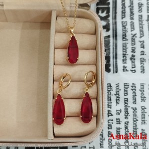 نیم ست زنانه وای اس ایکس شامل گردنبند و گوشواره جواهری نگین قرمز رنگ طلایی کد NIM141147W