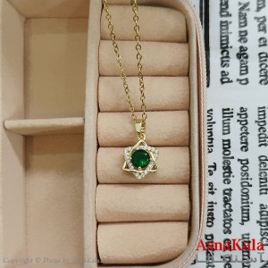 گردنبند استیل زنانه دومثلث نگین سبز کد GNB162400W