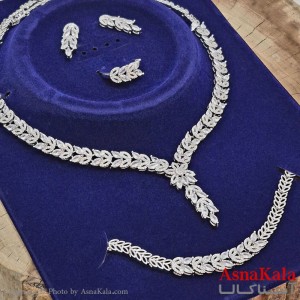 سرویس جواهری کامل شامل گردنبند و گوشواره و دستبند و انگشتر  آبکاری رادیوم کد NIM141171W