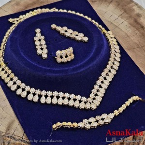 سرویس جواهری کامل شامل گردنبند و گوشواره و دستبند و انگشتر  آبکاری رادیوم کد NIM141173W