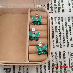 نیم ست زنانه شامل گردنبند و گوشواره مدل پروانه کد NIM141182W