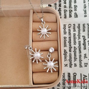 نیم ست زنانه شامل گردنبند و گوشواره مدل درخشان  مرواریدی کد NIM141186W