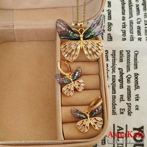 نیم ست زنانه شامل گردنبند و گوشواره مدل پروانه بزرگ رنگی کد NIM141199W