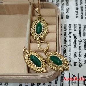 نیم ست زنانه برنجی شامل گردنبند و گوشواره کد NIM141201W