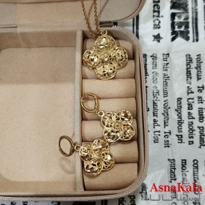 نیم ست زنانه برنجی شامل گردنبند و گوشواره کد NIM141216W