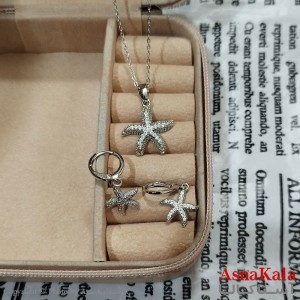 نیم ست زنانه شامل گردنبند و گوشواره نگین دار نقره ای کد NIM141225W