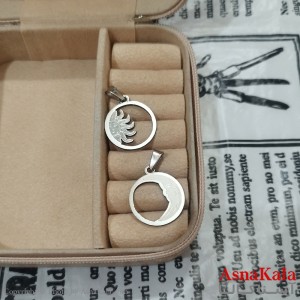 گردنبند ست دونفره استیل مدل ماه و خورشید نقره ای کد GNB162627W