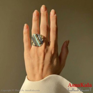 انگشتر زنانه استیل مینیمال مدل میناکاری فانتزی طلایی فری سایز کد ANG191631W
