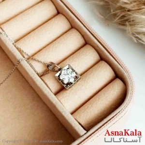 گردنبند ژوپینگ اصل زنانه مدل گل مکعبی رنگ نقره ای کد GNB16555W