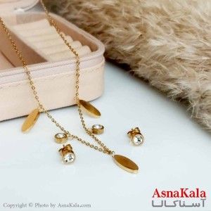نیمست استیل دخترانه طرح بیضی و نگین رنگ طلایی کد NIM14158W