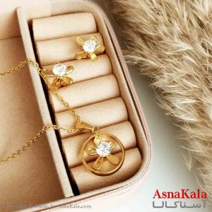 نیمست استیل دخترانه گل و نگین خاص رنگ طلایی کد NIM14275W