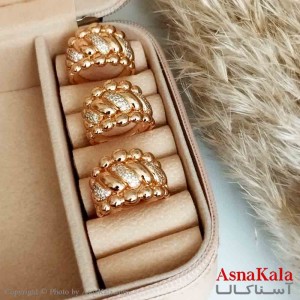 انگشتر زنانه ژوپینگ اصلی با آبکاری طلا مدل مارپیچ نگین دار کد ANG19220W