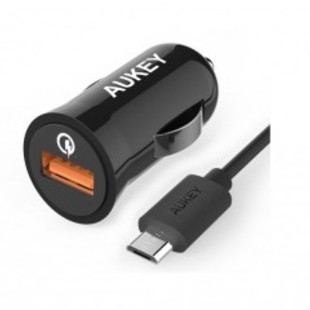 Aukey car fast chargerَ