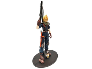 اکشن فیگور کلود استرایف فینال فانتزی