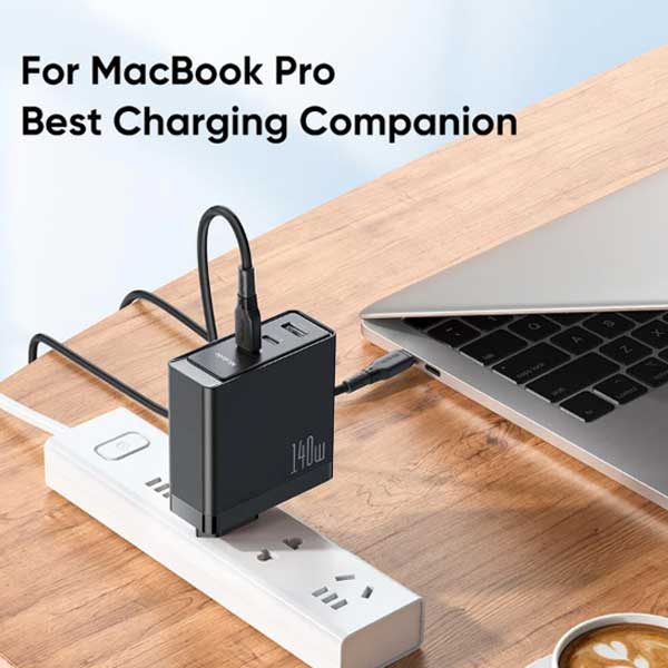 آداپتور شارژ 3 پورت 140 واتی با کابل مک دودو Mcdodo 140W GaN5 Pro Fast Charger CH-2913