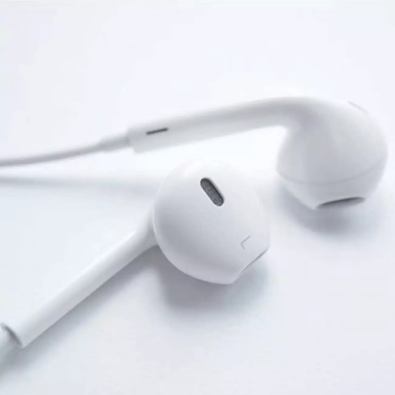 هندزفری سیمی اصلی تایپ سی آیفون Apple A3046 Earphone iPhone 15 Series