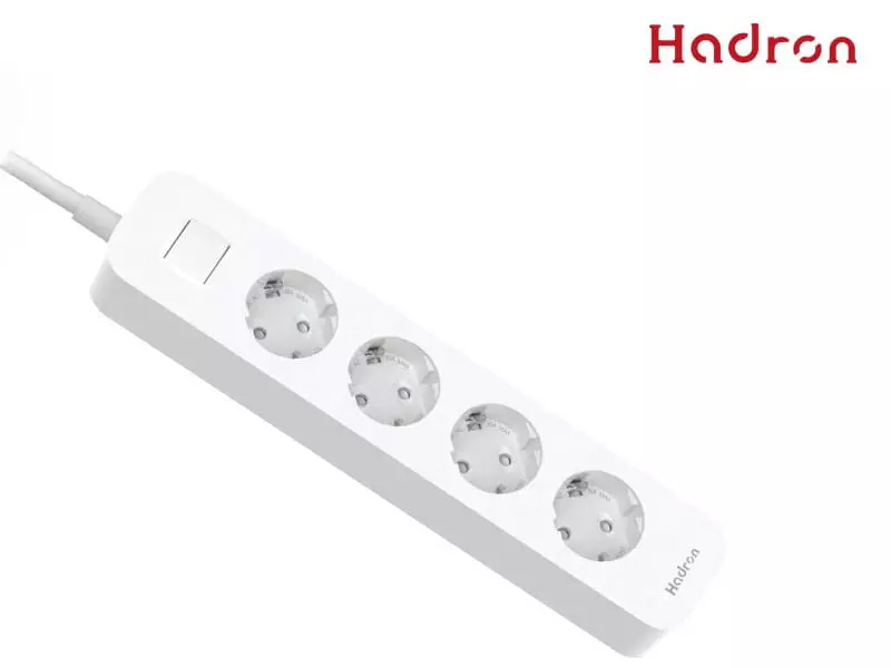 چند راهی برق ارت دار و شارژر 3 سوکت، 2 یو اس بی و 1 تایپ سی هادرون hadron P343 power plug