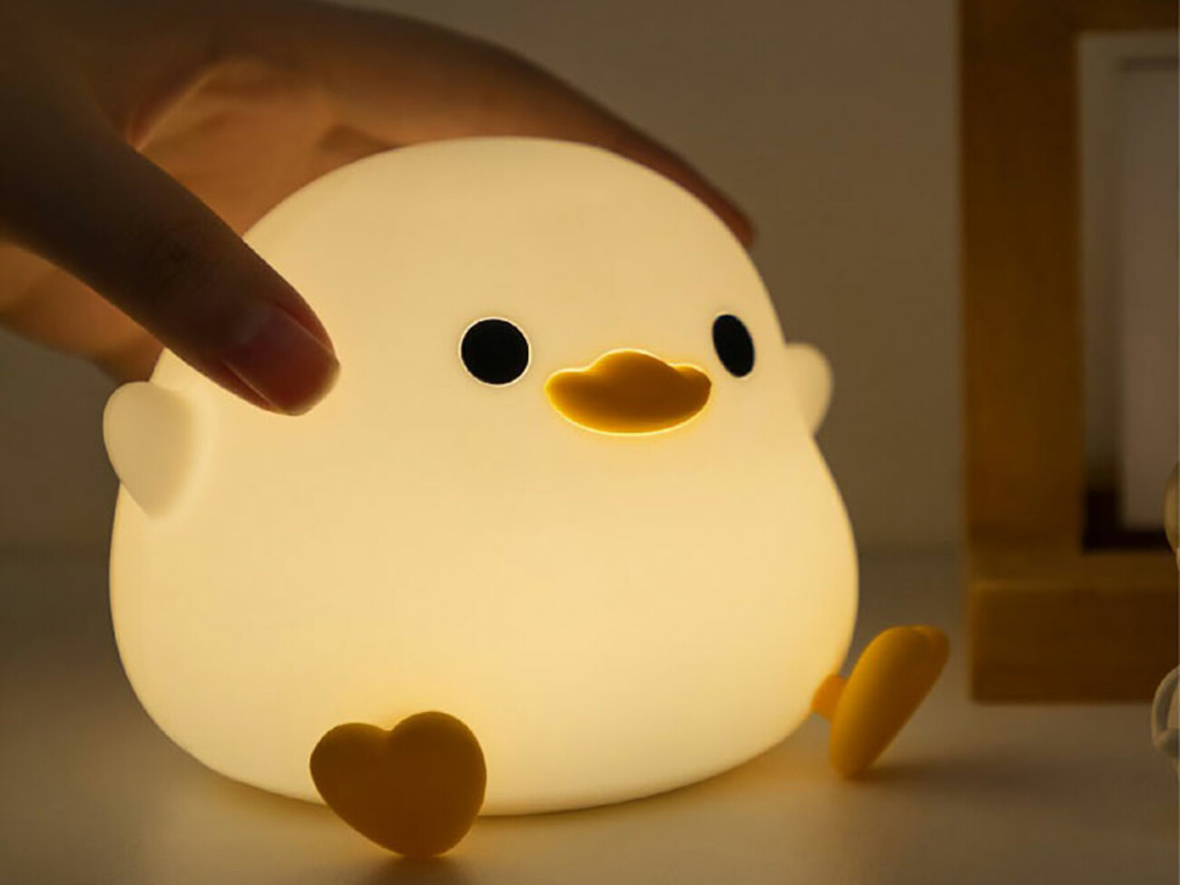 چراغ خواب فانتزی رومیزی قابل شارژ New Doudou Duck Table Lamp