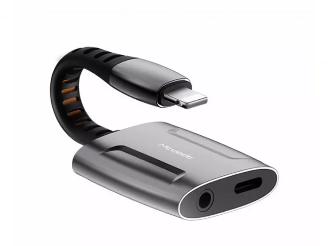 کابل تبدیل لایتنینگ اتصال همزمان هندزفری و شارژر Mcdodo CA-6340 Audio Adapter توان 2 آمپر
