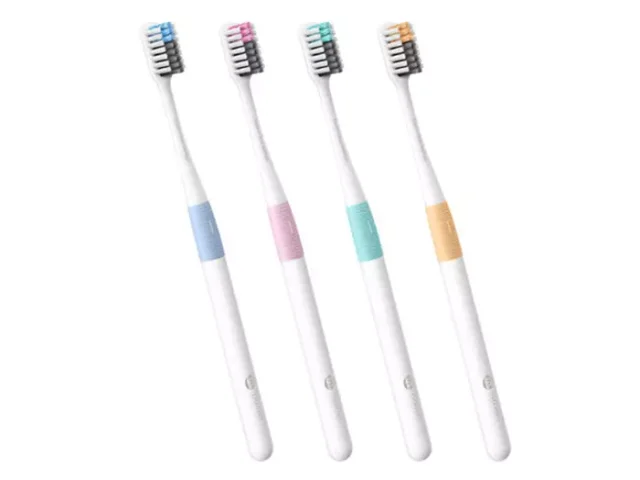 بسته 4 عددی مسواک شیائومی به همراه پک نگهداری Xiaomi Doctor B Bass Toothbrush