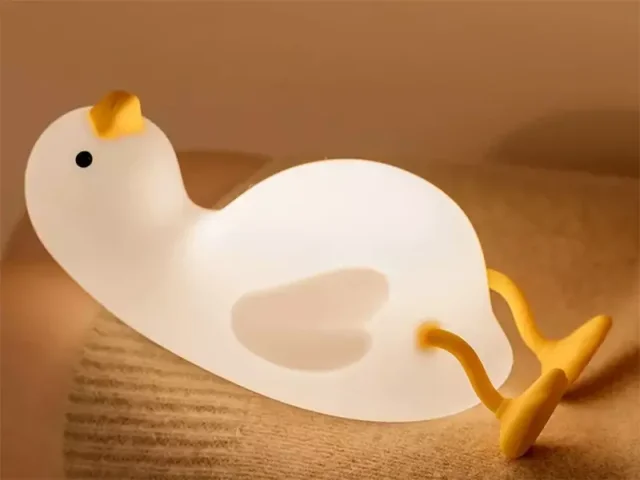چراغ خواب شارژی فانتری طرح اردک Bxingsftys Silicone Night Duck-shaped Desk Lamp W01