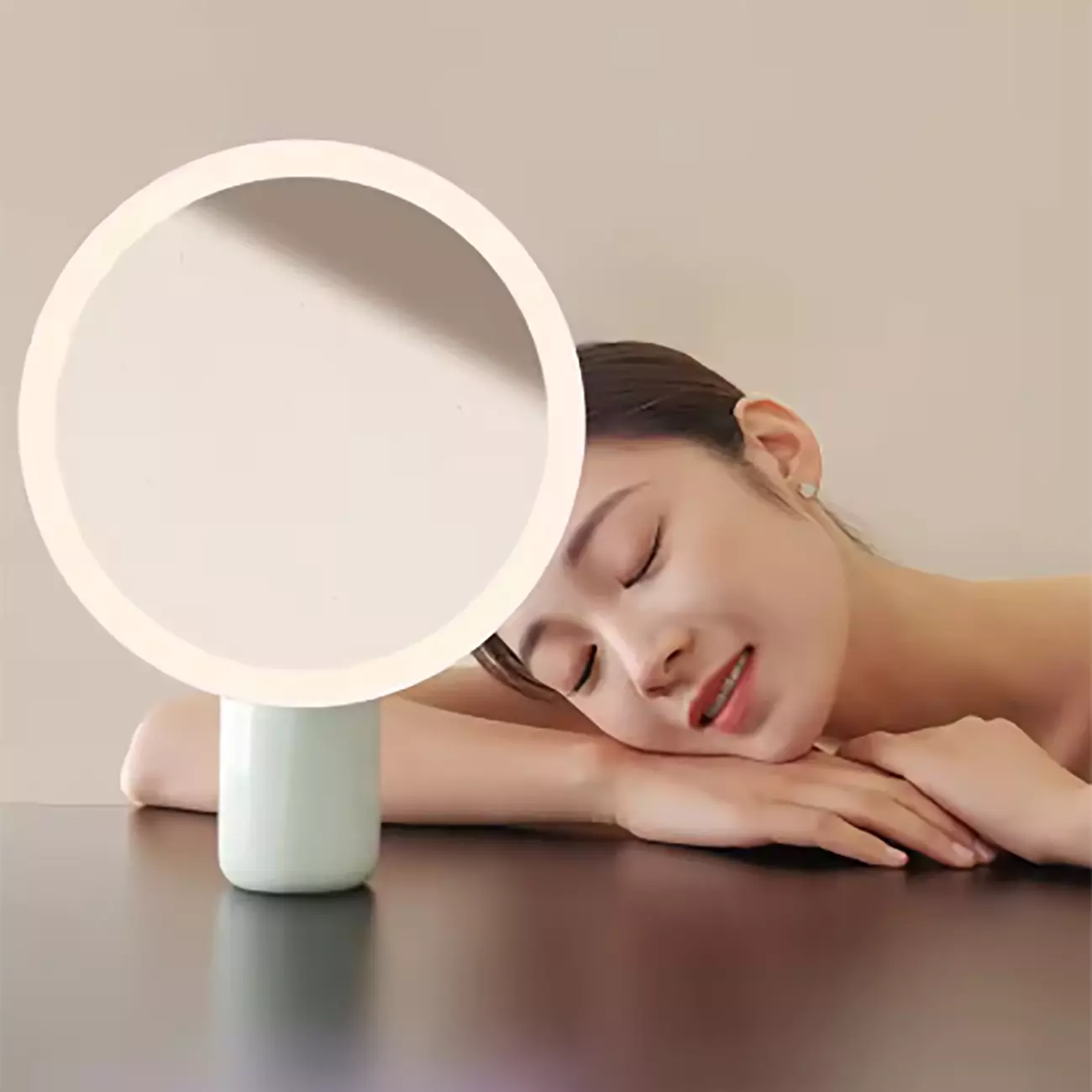 آینه آرایشی شارژی رومیزی دوکو شیائومی DM001