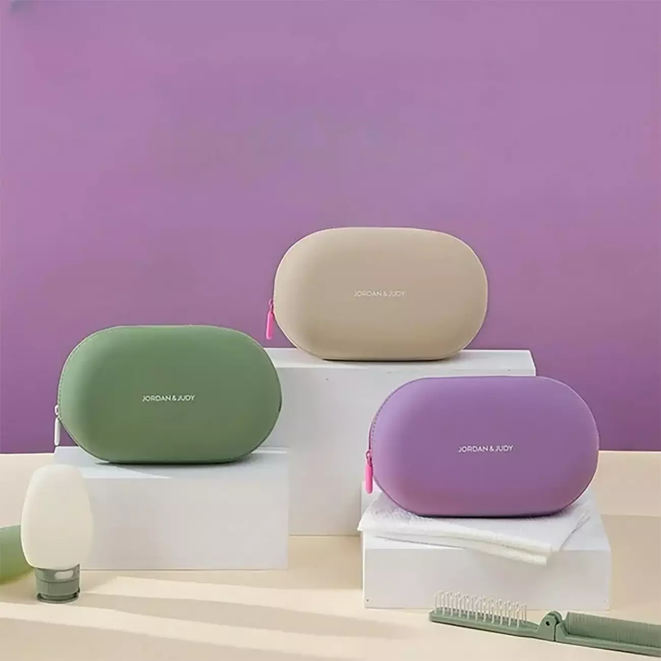 کیف لوازم آرایش مسافرتی ضد آب سیلیکونی CD016