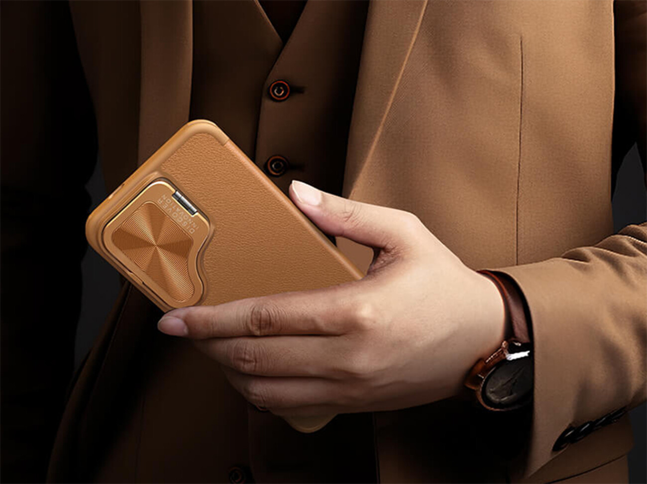 فروش کیف محافظ سامسونگ اس 24 نیلکین Nillkin Qin Prop Leather case for Samsung Galaxy S24
