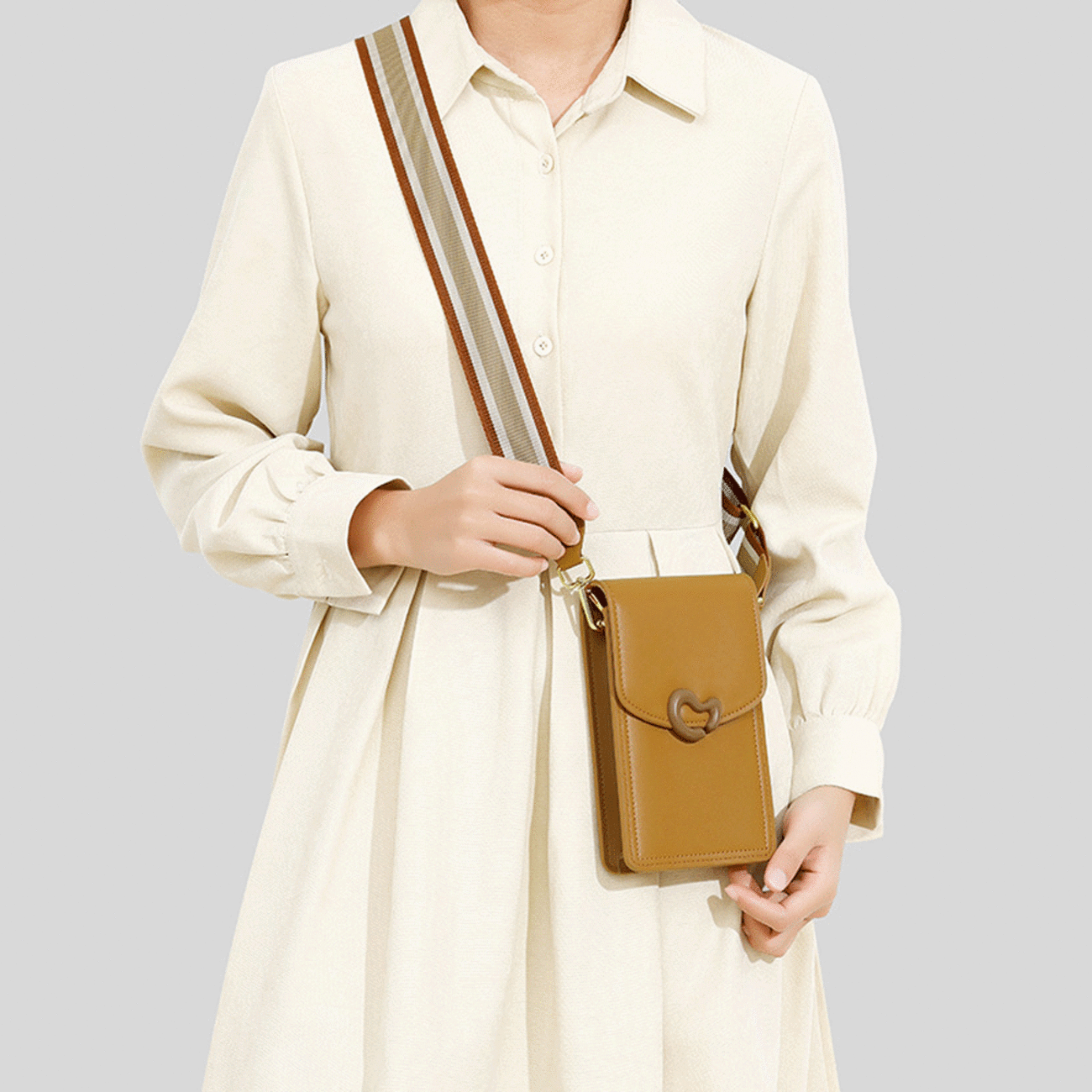 کیف دوشی و کیف موبایل زنانه و دخترانه تائومیکمیک T6086