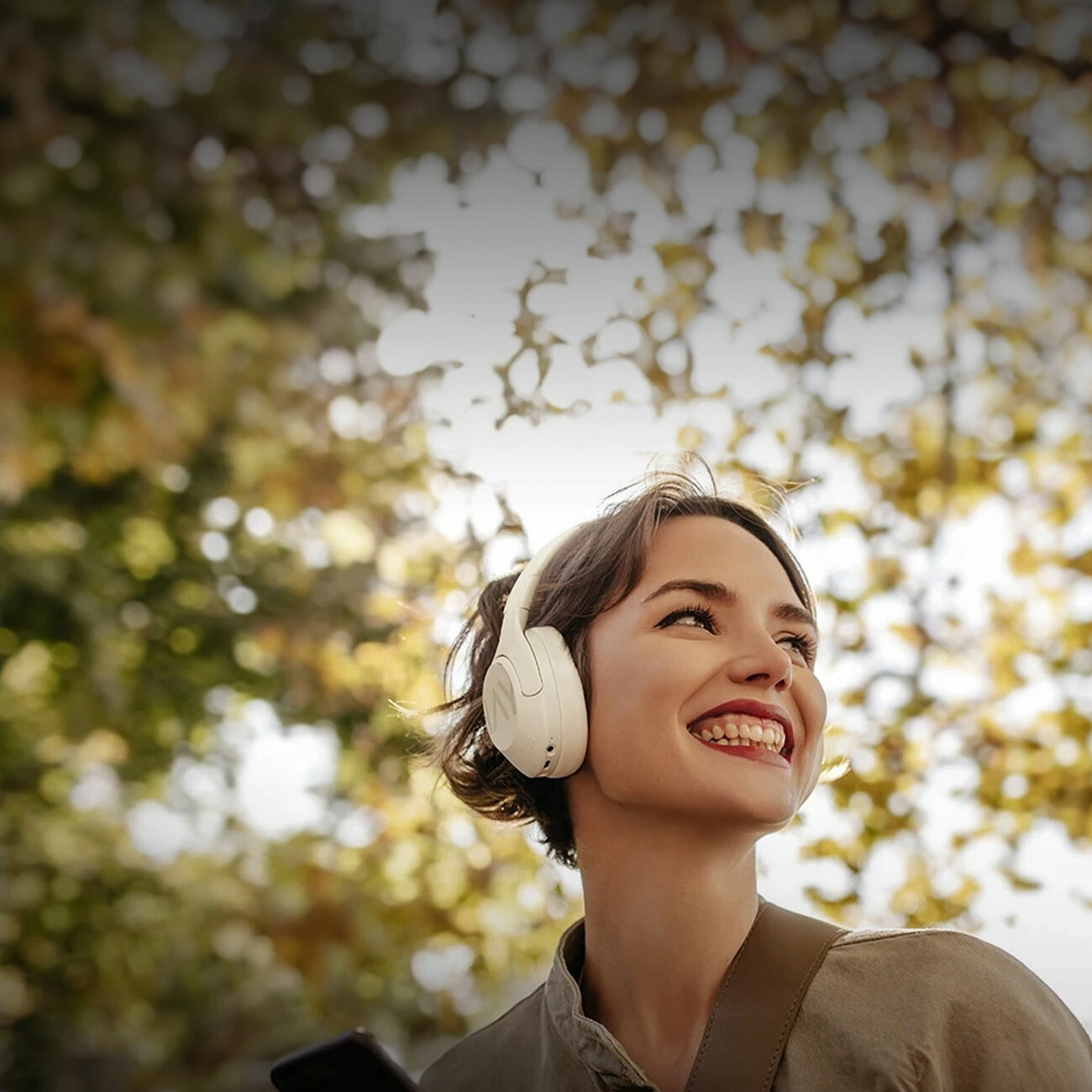 قیمت هدست بلوتوثی سفید هایلو