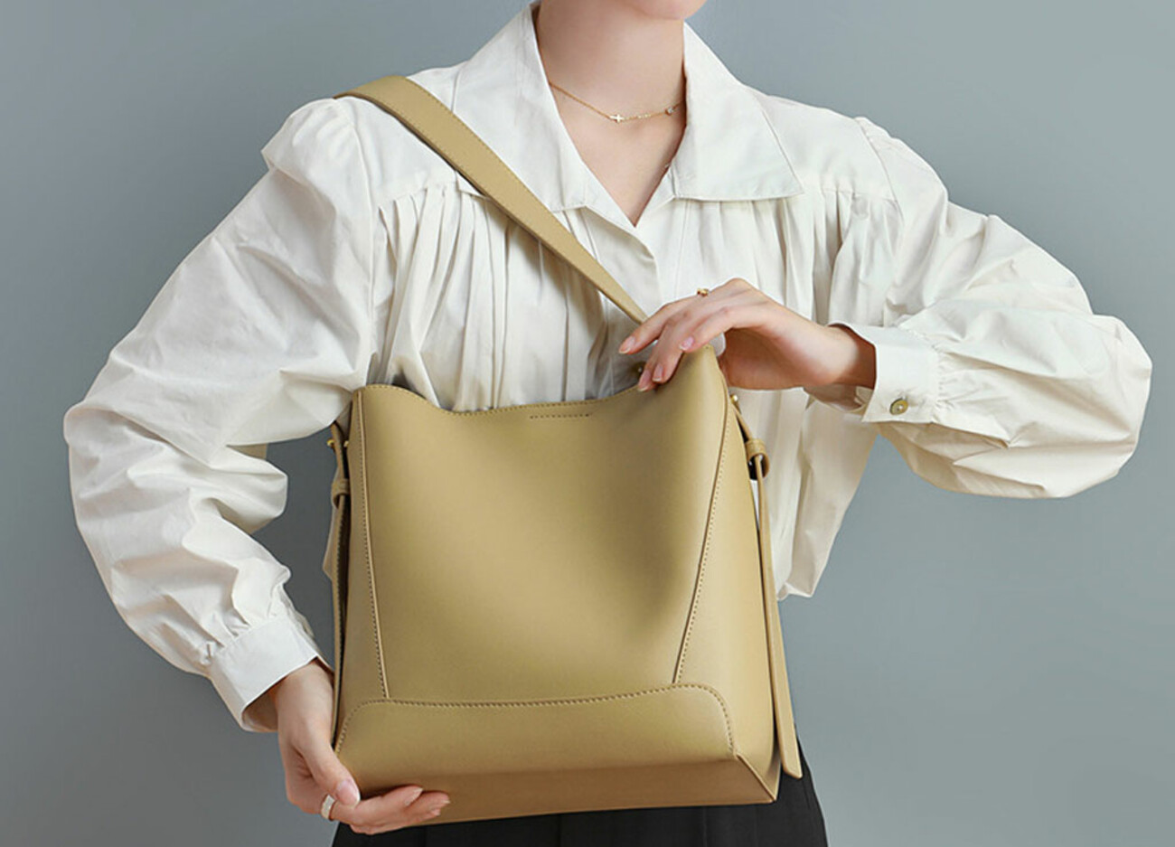 خرید کیف دوشی زنانه با ظرفیت بزرگ new women's leather shoulder crossbody bag 5478