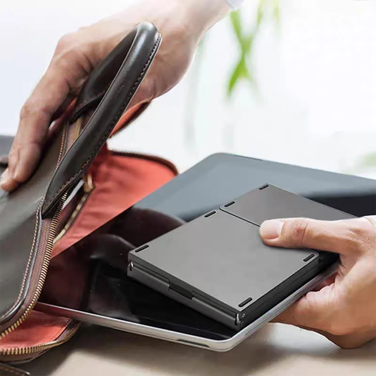 خرید کیبورد بلوتوث تاشو