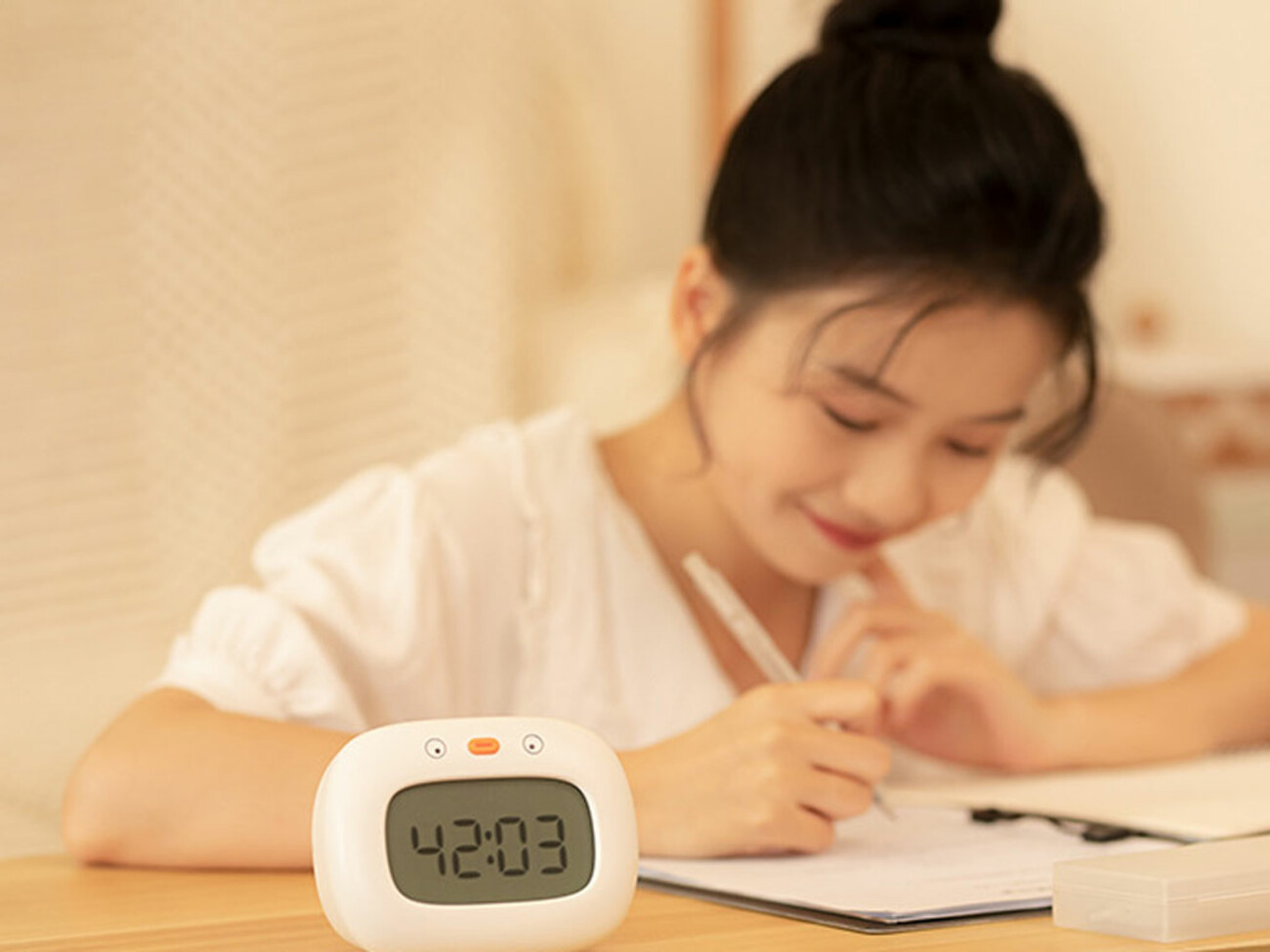 فروش ساعت زنگ‌دار رومیزی فانتزی Alarm clock student-specific wake-up artifact BD-AC-13