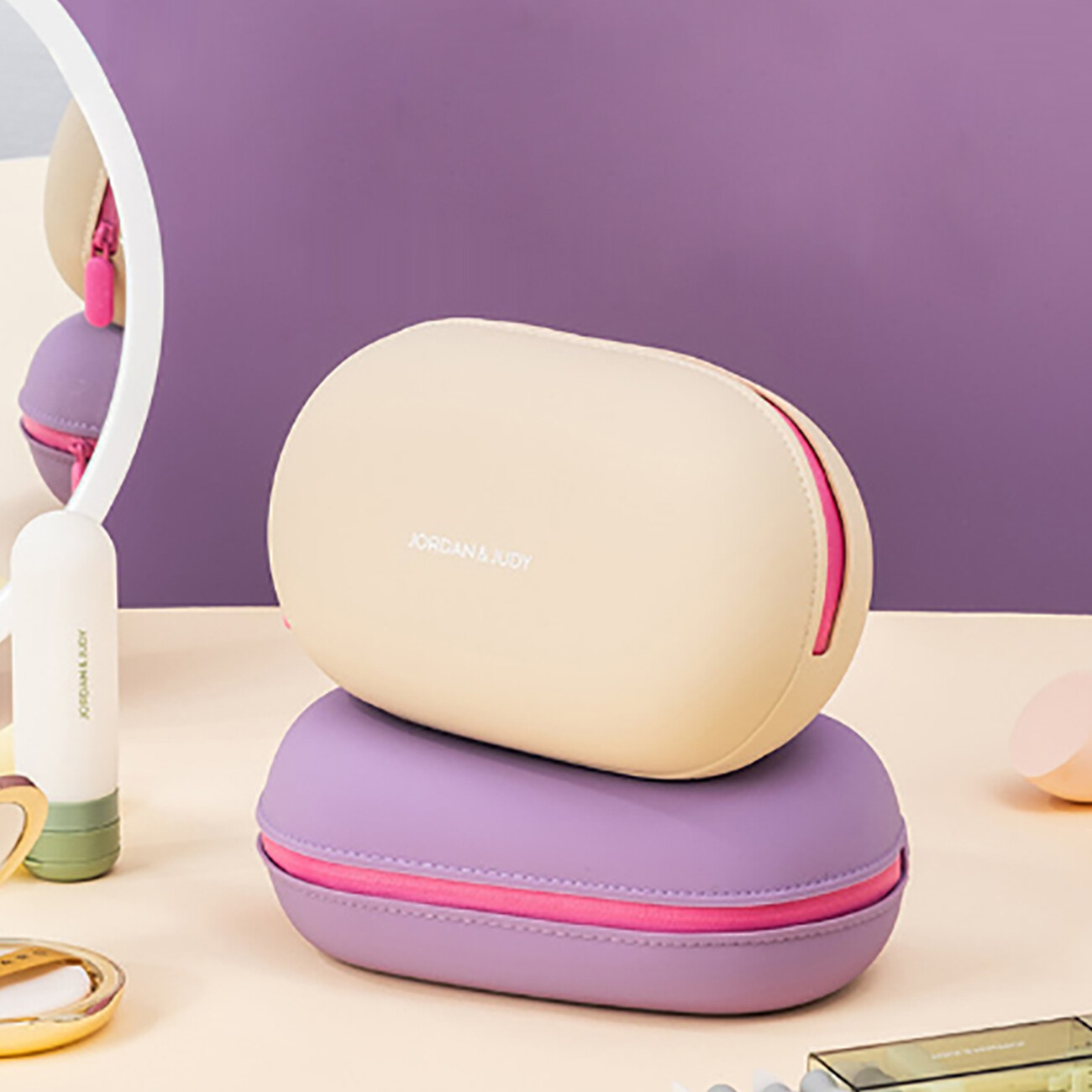 قیمت کیف لوازم آرایش مسافرتی ضد آب سیلیکونی جردن و جودی