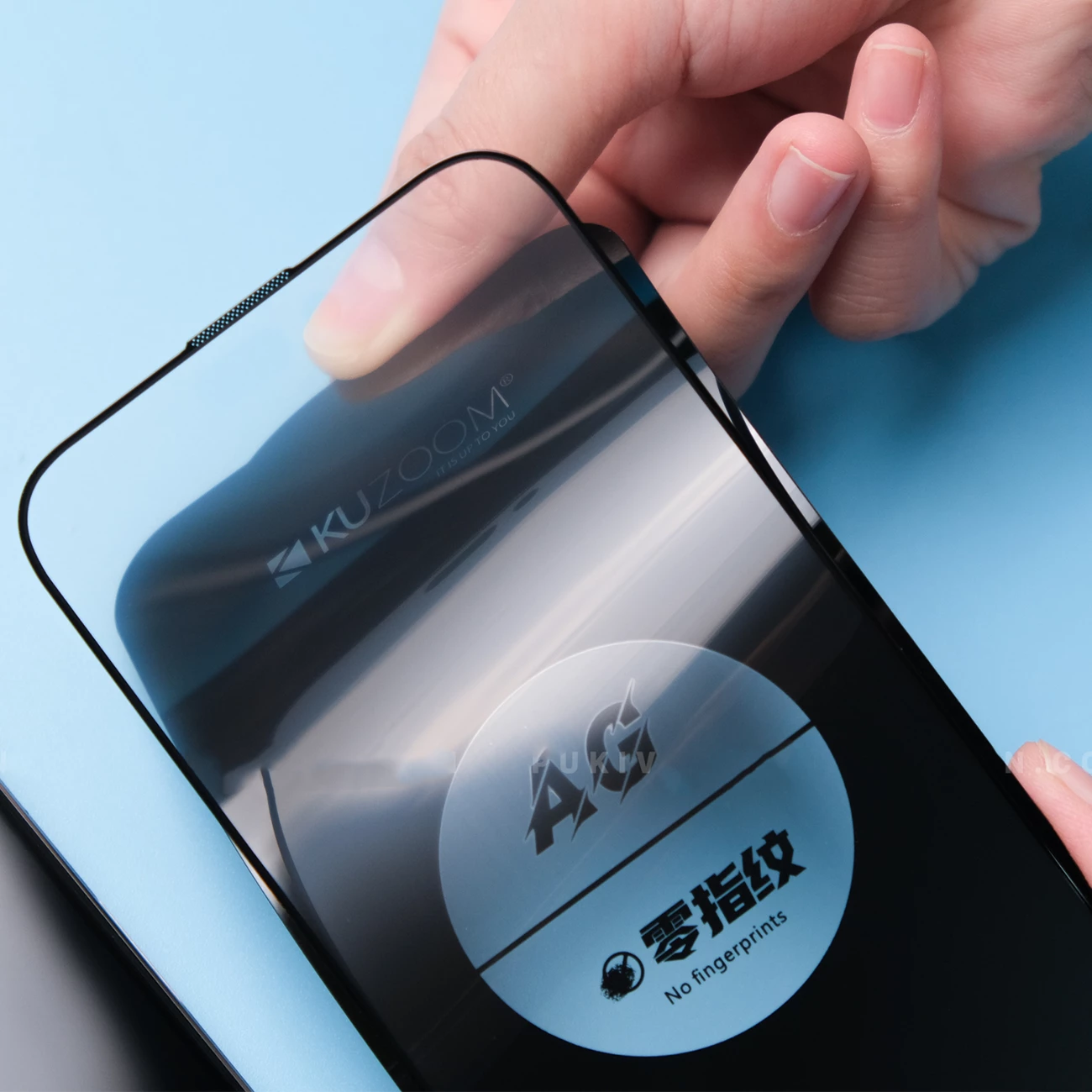 خرید گلس آیفون 17 پرومکس کوزوم