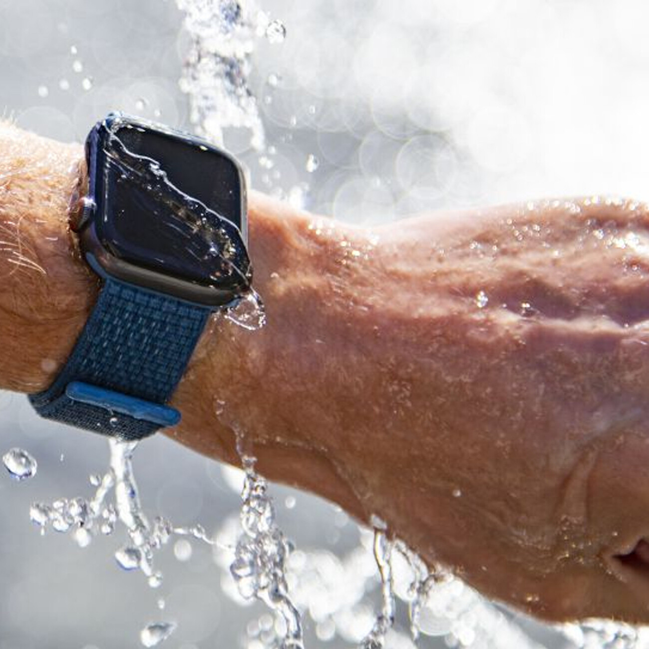 گلس اپل واچ 45 میلی‌متری