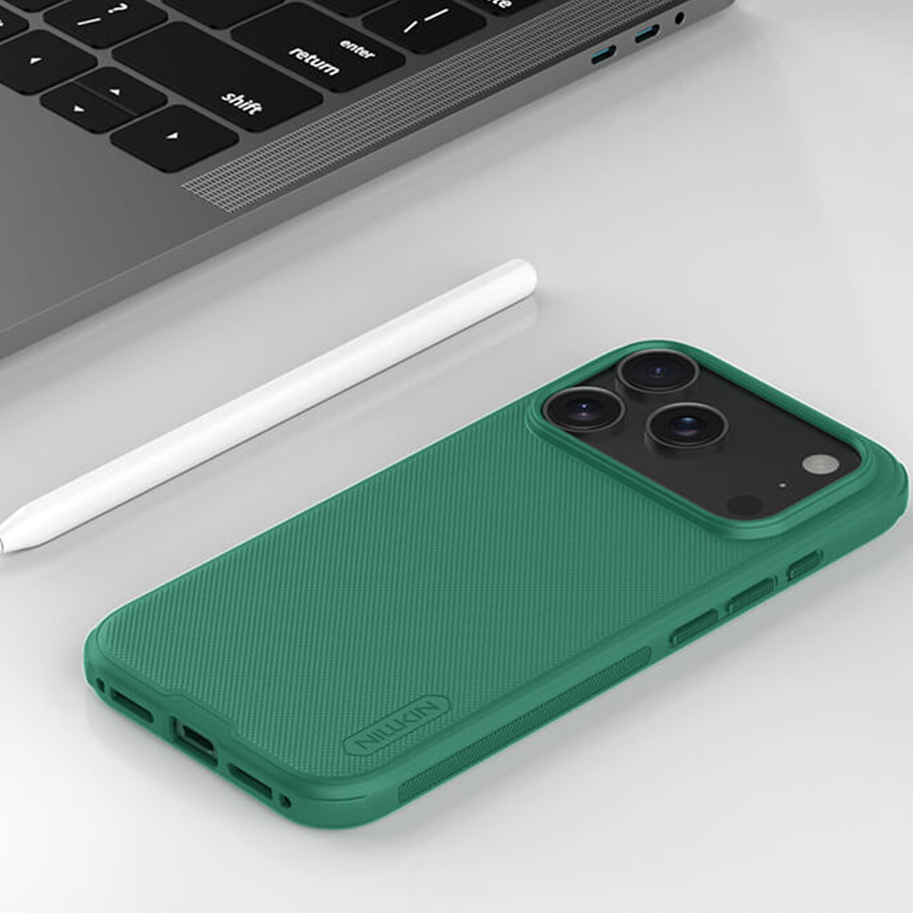 خرید گارد محافظ مغناطیسی سبز ایفون 17 پرومکس