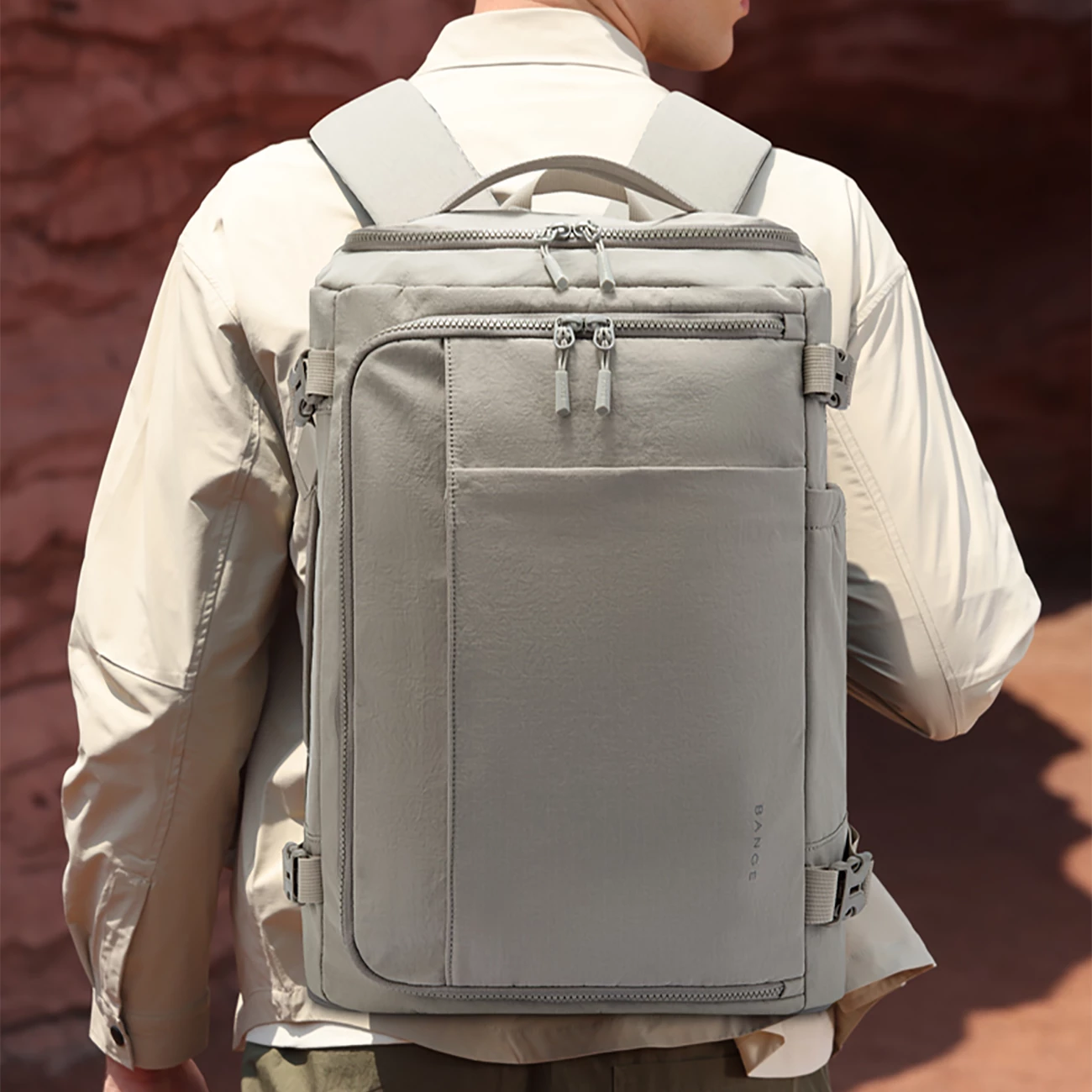 خرید کوله پشتی مسافرتی، ورزشی و لپ‌تاپ 15.6 اینچ بنج