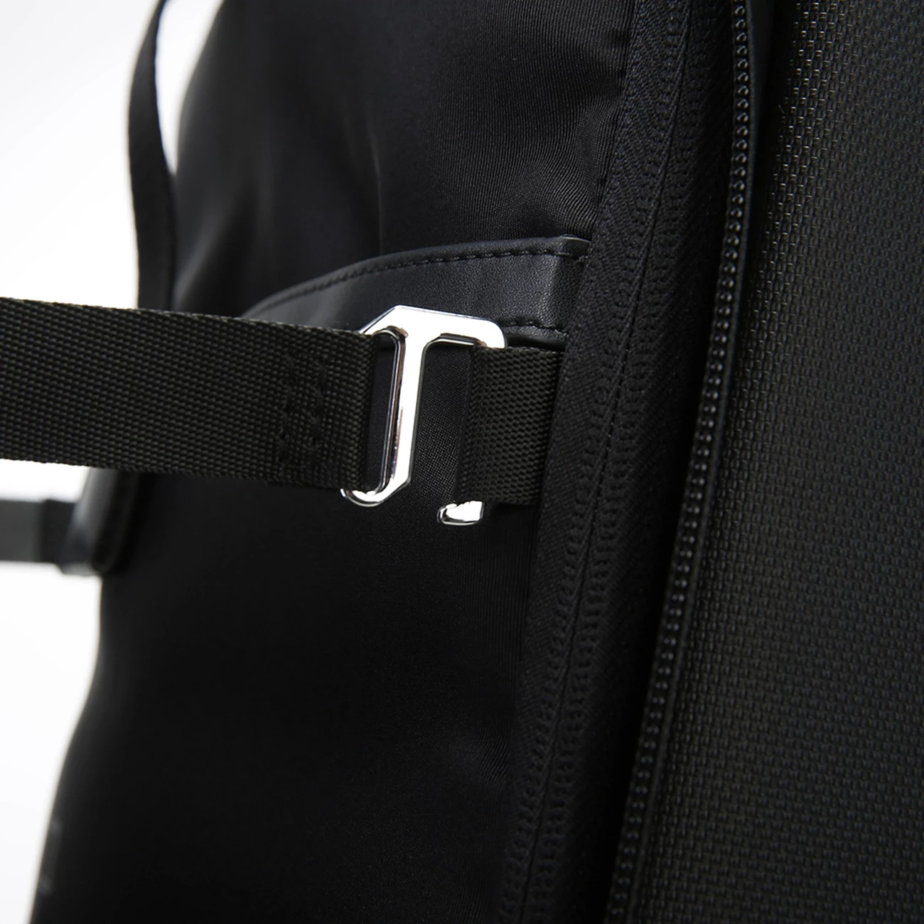 چمدان کابین پرواز هواپیما 20 اینچ 52 لیتری بنج