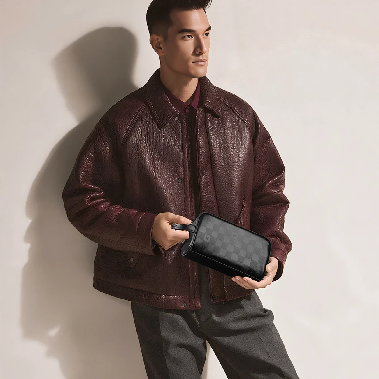 قیمت کیف دستی چرمی ویو با قفل امنیتی