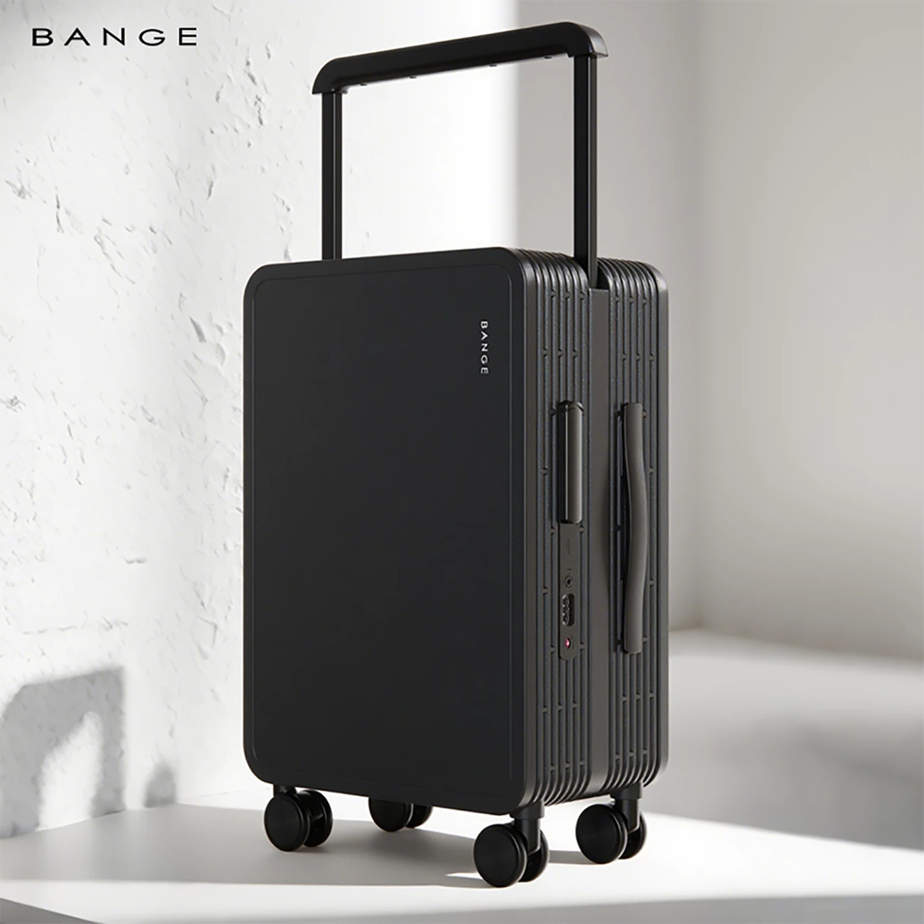 چمدان چرخ‌دار 20 اینچ بنج