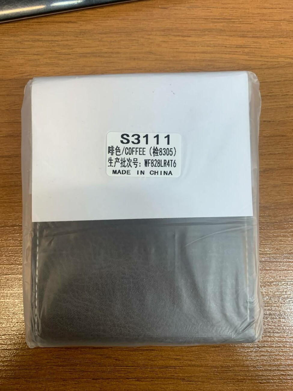 جاکارتی و کیف پول مردانه لوکس تاشو تائومیک‌میک TAOMICMIC S3111