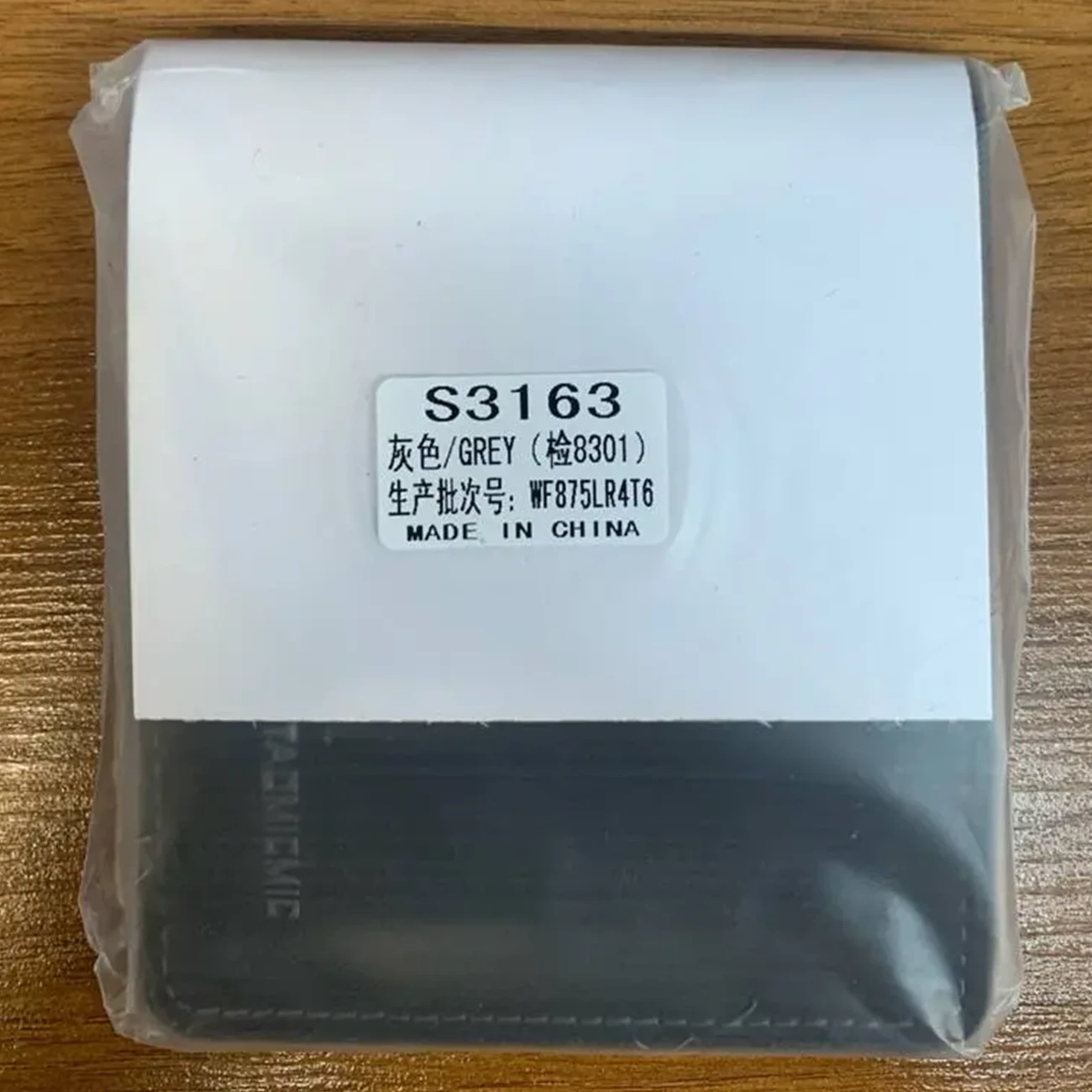 کیف پول و جاکارتی مردانه تائومیک‌میک