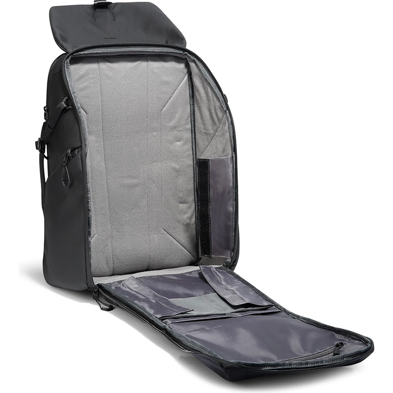 کوله‌پشتی لپ‌تاپ 15.6 اینچ و آیپد 13 اینچ ضدآب 37 لیتری بنج مخصوص حمل دوربین