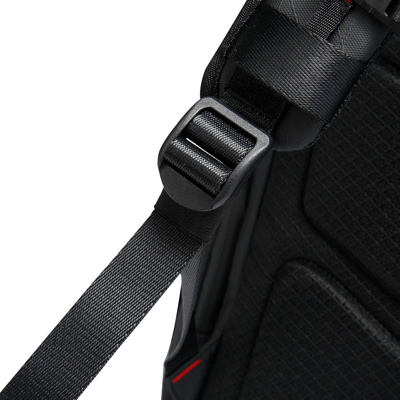 کوله‌پشتی لپ‌تاپ 15.6 اینچ و آیپد 13 اینچ ضدآب 37 لیتری بنج مخصوص حمل دوربین